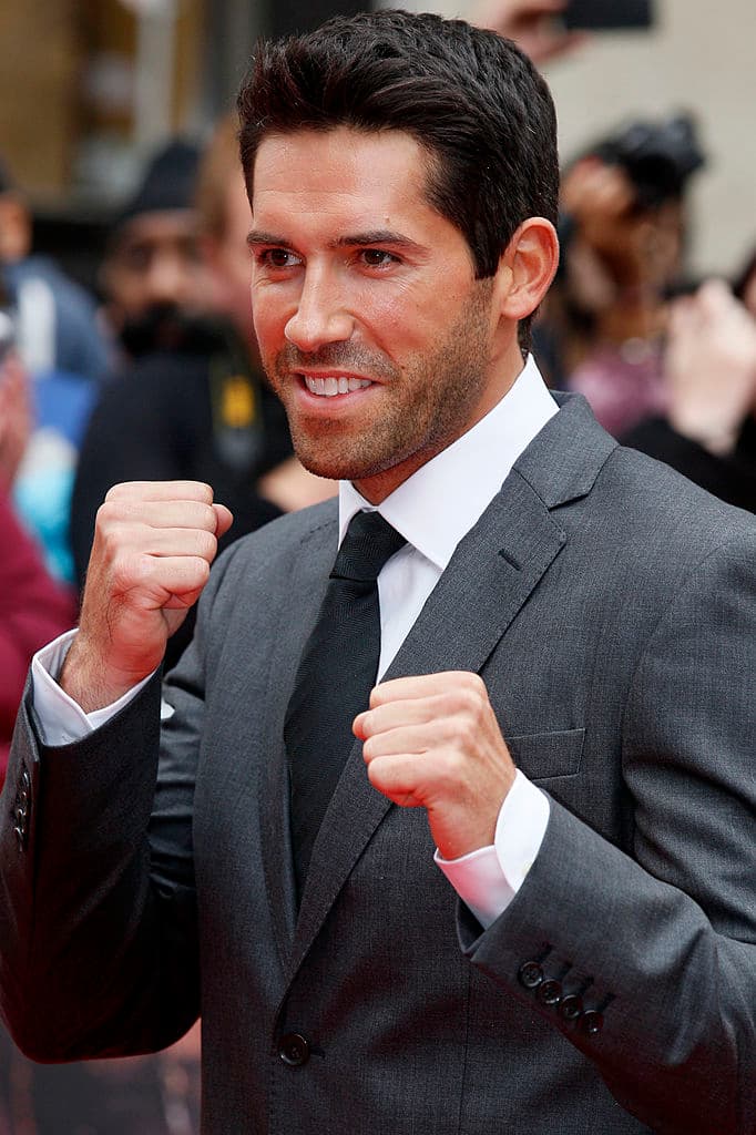 Boyka: Undisputed IV (2016) - Boyka es un luchador de boxeo que se encuentra en mitad de una importante liga. Durante la competición se produce una muerte lo que hace que empiece a replantearse verdaderamente si merece la pena este deporte.
<br>