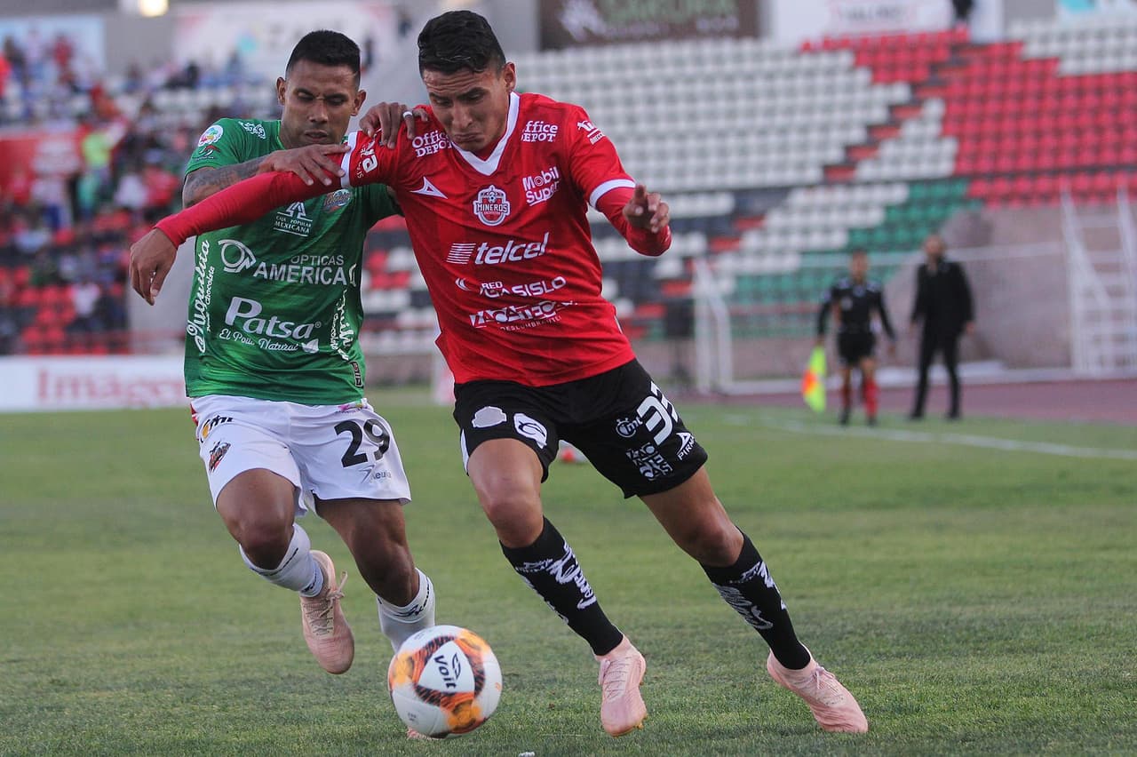 Al descanso el empate sin goles continuaba.