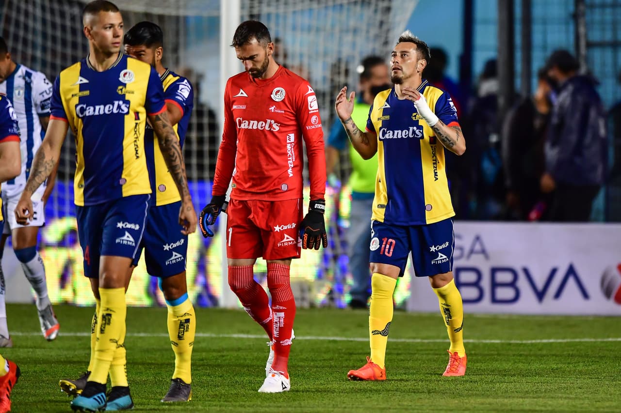 Atlético San Luis y Pachuca arrancaron el Grita México C22 en el Alfonso Lastras con nuevas esperanzas tras los fracasos de ambos el torneo pasado.