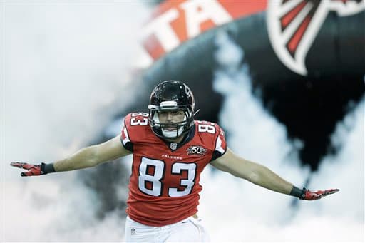 Los Eagles no pudieron alcanzar en el marcador a los Falcons y recibieron su primer descalabro de la temporada con marcador de 26-24 en Lunes por la Noche.