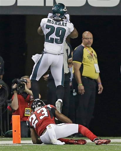 Los Eagles no pudieron alcanzar en el marcador a los Falcons y recibieron su primer descalabro de la temporada con marcador de 26-24 en Lunes por la Noche.