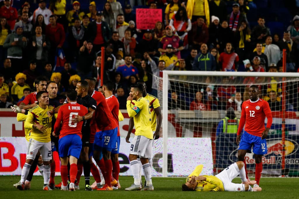 Por momentos el partido tuvo algunos roces y fue intenso entre dos selecciones que suelen ser muy competitivas.