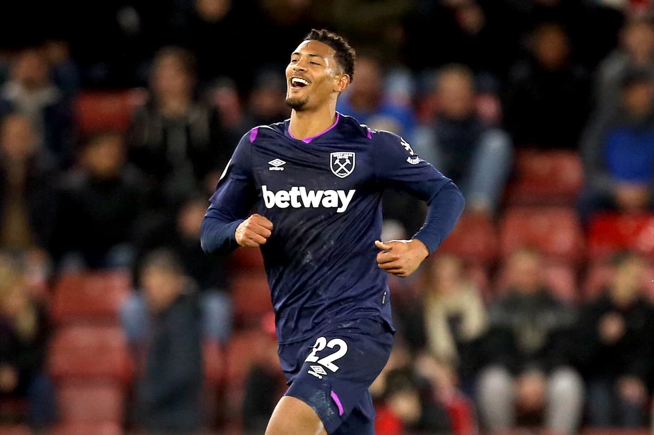 Southampton 0-1 West Ham. Haller anotó el solitario gol del encuentro al 37’; los ‘Hammers’ acumulan 19 puntos.