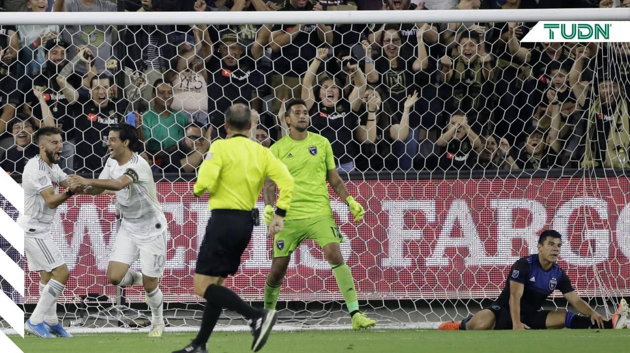 Carlos Vela pelea por el gol del año en la MLS.