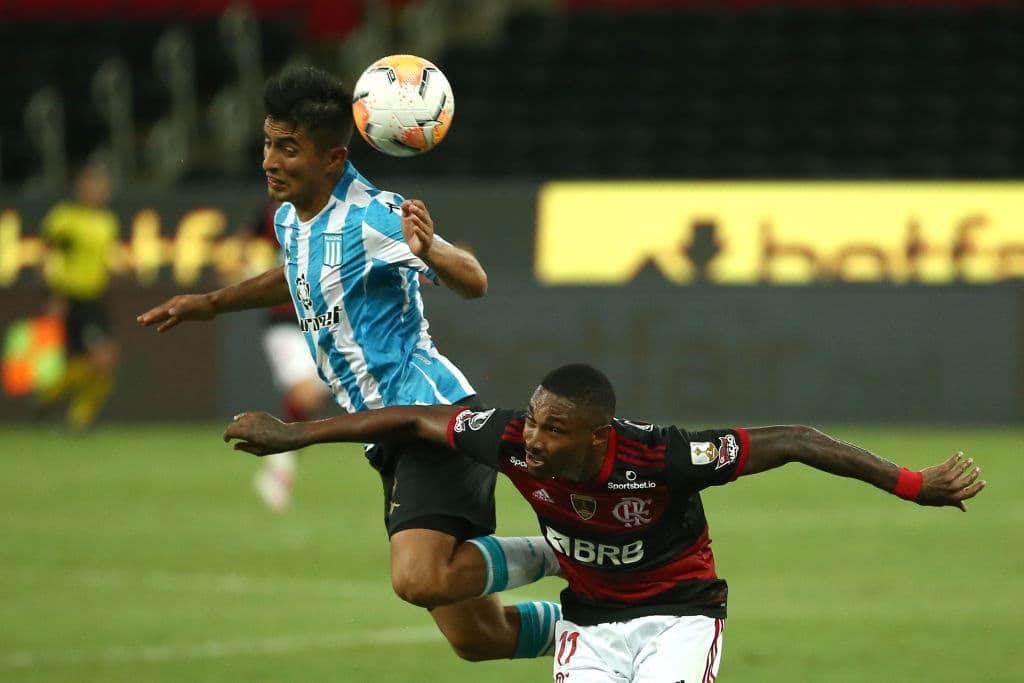 Flamengo se deja anotar en en casa y el empate 1-1 le da el pase a Racing gracias al gol de visitante.