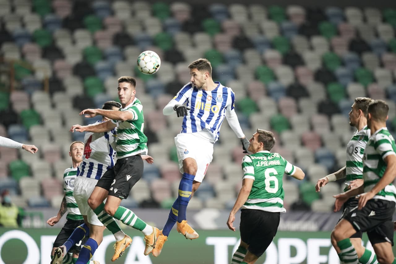 Con doblete de Jovane Cabral, el Sporting de Lisboa avanza a la final de la Copa de la Liga de Portugal, tras derrotar al Porto 2-1. Los goles por parte de los verdiblancos cayeron en los últimos 10 minutos del partido.