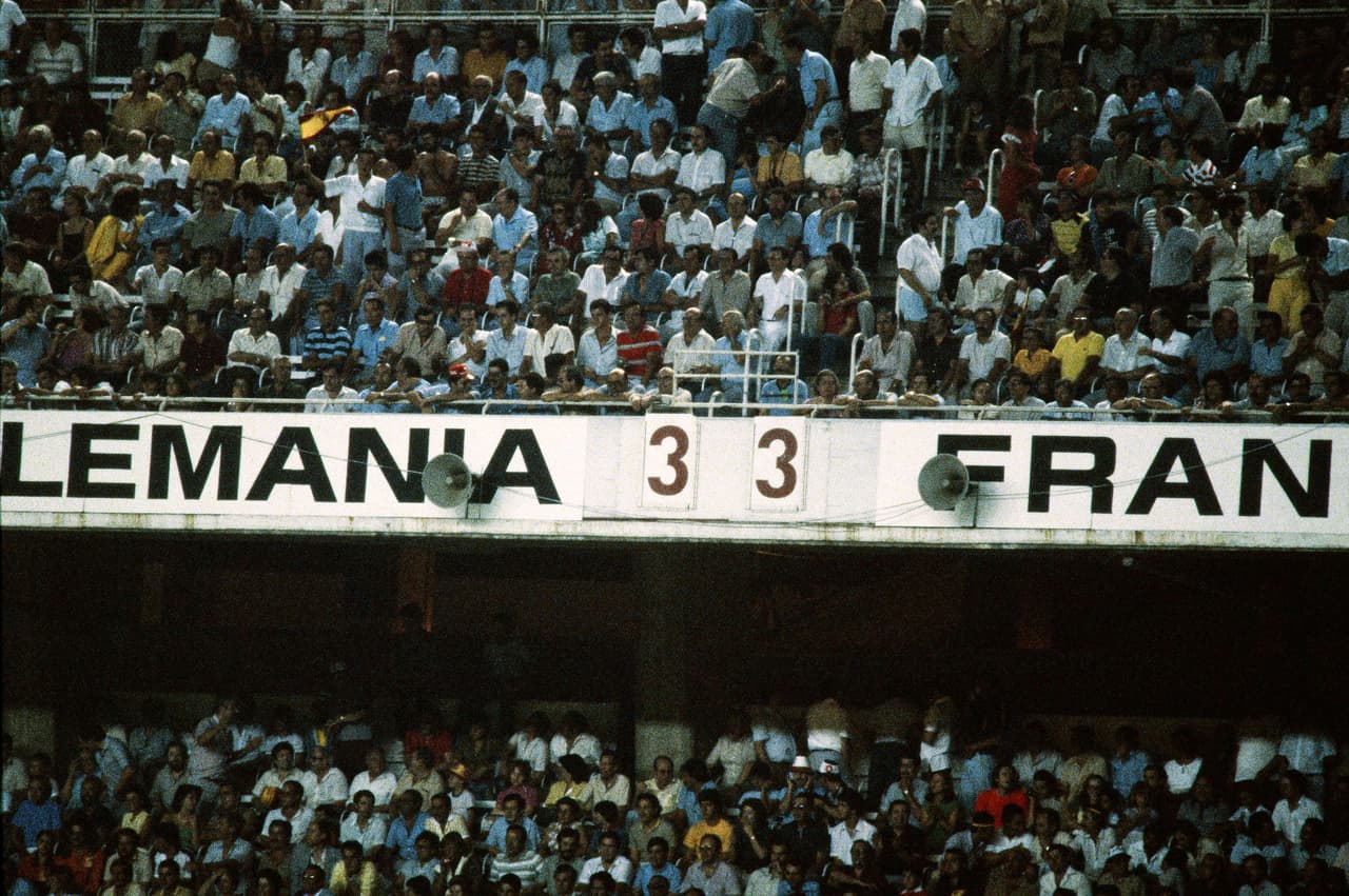 La igualdad en el estadio Ramón Sánchez Pizjuan de Sevilla obligó a una fórmula a la que aún no se había apelado.