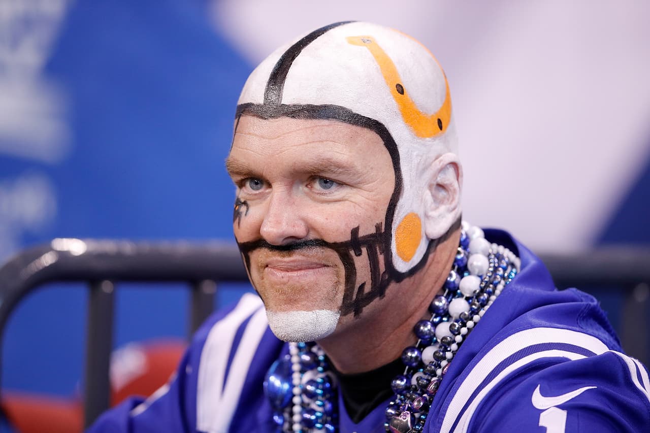 En las tribunas de Indianapolis Colts también quedó claro que el fútbol está arraigado a la piel.