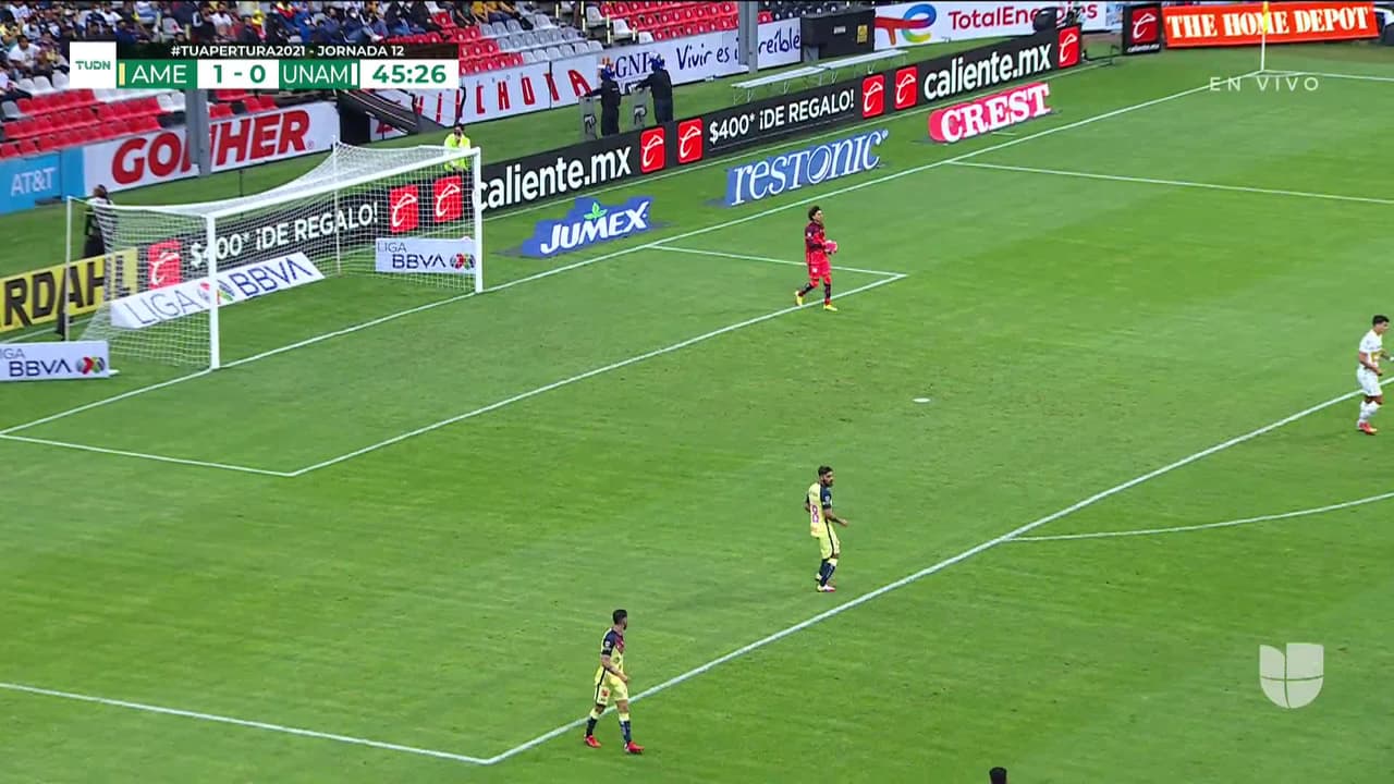 ¡TIRO ATAJADO! disparo por Cristian Battocchio.