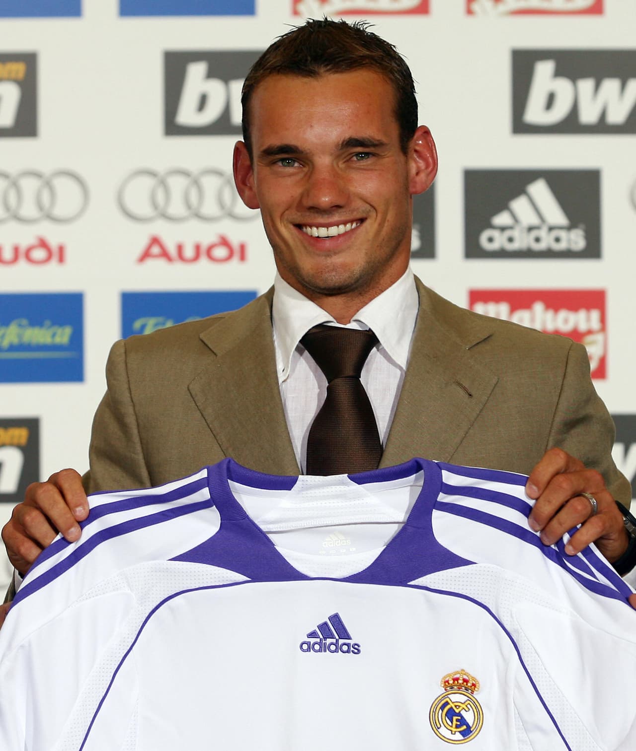 El cambio físico del neerlandés Wesley Sneijder a través de los años.