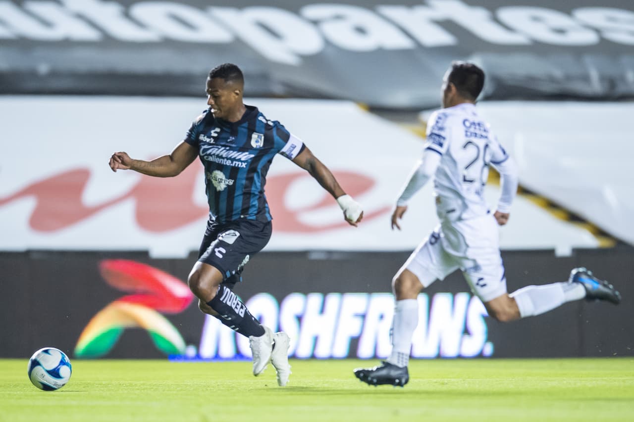 Con goles de Fernando Madrigal, Antonio Valencia y Kevin Ramírez, Querétaro vence en casa 3-1 a los Tuzos y se adueñan de los puntos. Los Gallos llegan a 9 puntos y se quedan con el segundo lugar momentáneo, Pachuca se queda en el fondo de la tabla con dos puntos.