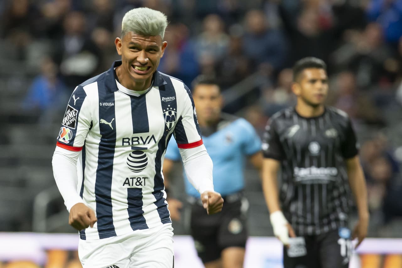 Gallardo (8’), Janssen (65’) y Layún (73’) fueron los verdugos de la noche. La siguiente ronda recibirán a Santos.