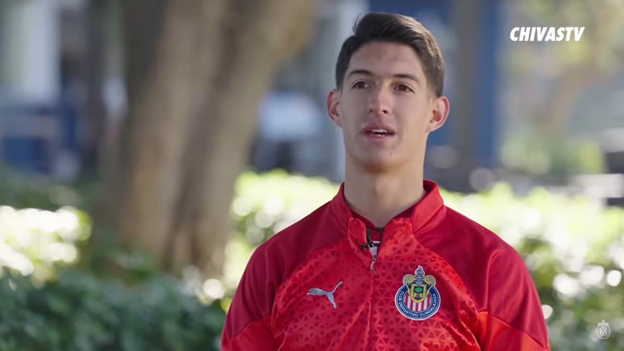 José Castillo: "El emblema Chivas es sinónimo de grandeza"
