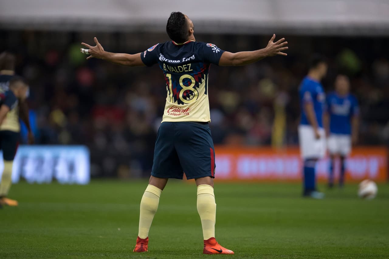 América clasificó a semifinales con dos empates a cero goles y el reglamento en la mano. Pese al empate en el marcador global, pasó por su mejor posición en el torneo regular.