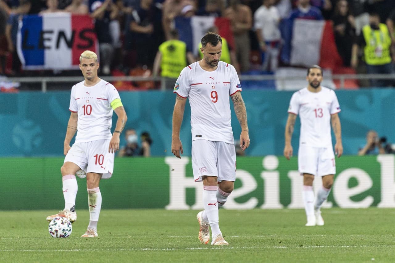 Se define en penales el encuentro y Suiza pasa a Cuartos de Final de la Euro 2020. La escuadra suiza abría el marcador con gol de Seferovic, sin embargo, Karim Benzema con doblete puso arriba a ‘Les Bleus’ junto con Paul Pogba (75’) pero al filo del partido Garavanovic (90’) se encargo de llevar el encuentro a tiempo extra. Kylian Mbappé falló el penal que definió el encuentro.