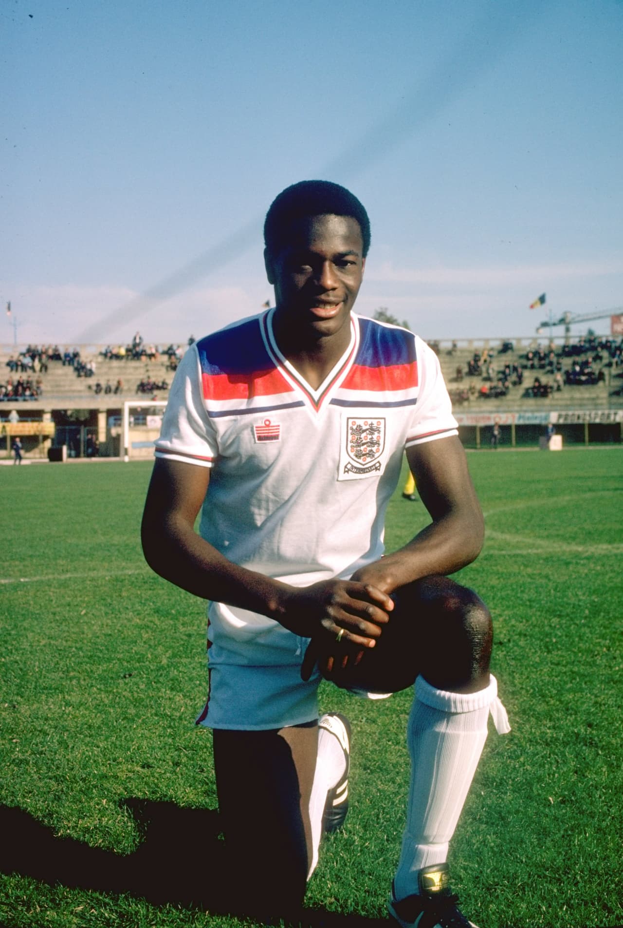 El 14 de octubre de 1980 Justin Fashanu jugó con Inglaterra B un amistoso contra Estados Unidos B.