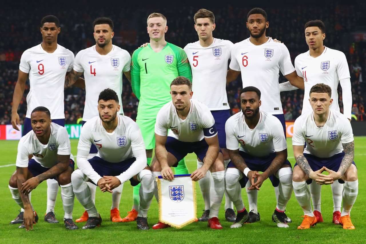 La selección de Inglaterra vive un proceso de recambio y con muchas caras nuevas espera mantenerse como una grande del mundo.