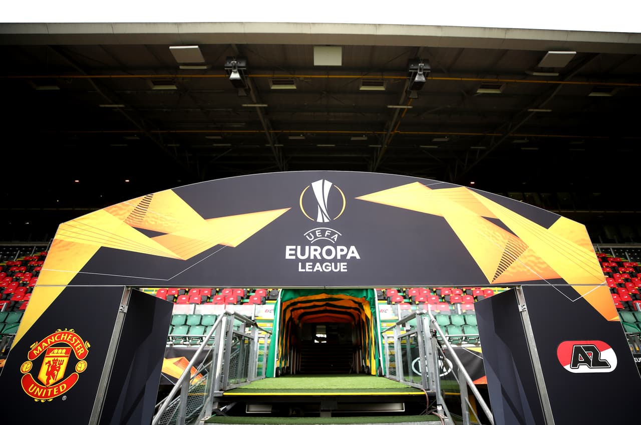 El estadio ADO Den Haag será el que albergue este encuentro, pues la casa del Alkmaar no cuenta con las características para tener un encuentro de esta magnitud.