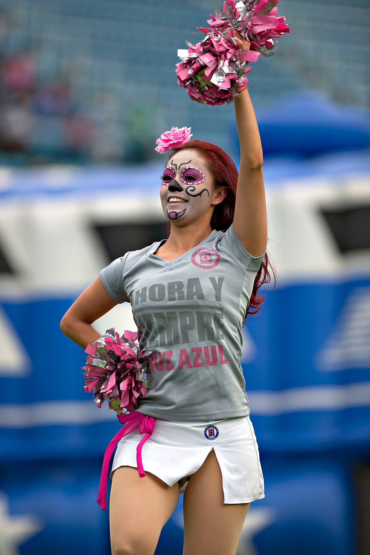 La belleza de las porristas en la fecha 15