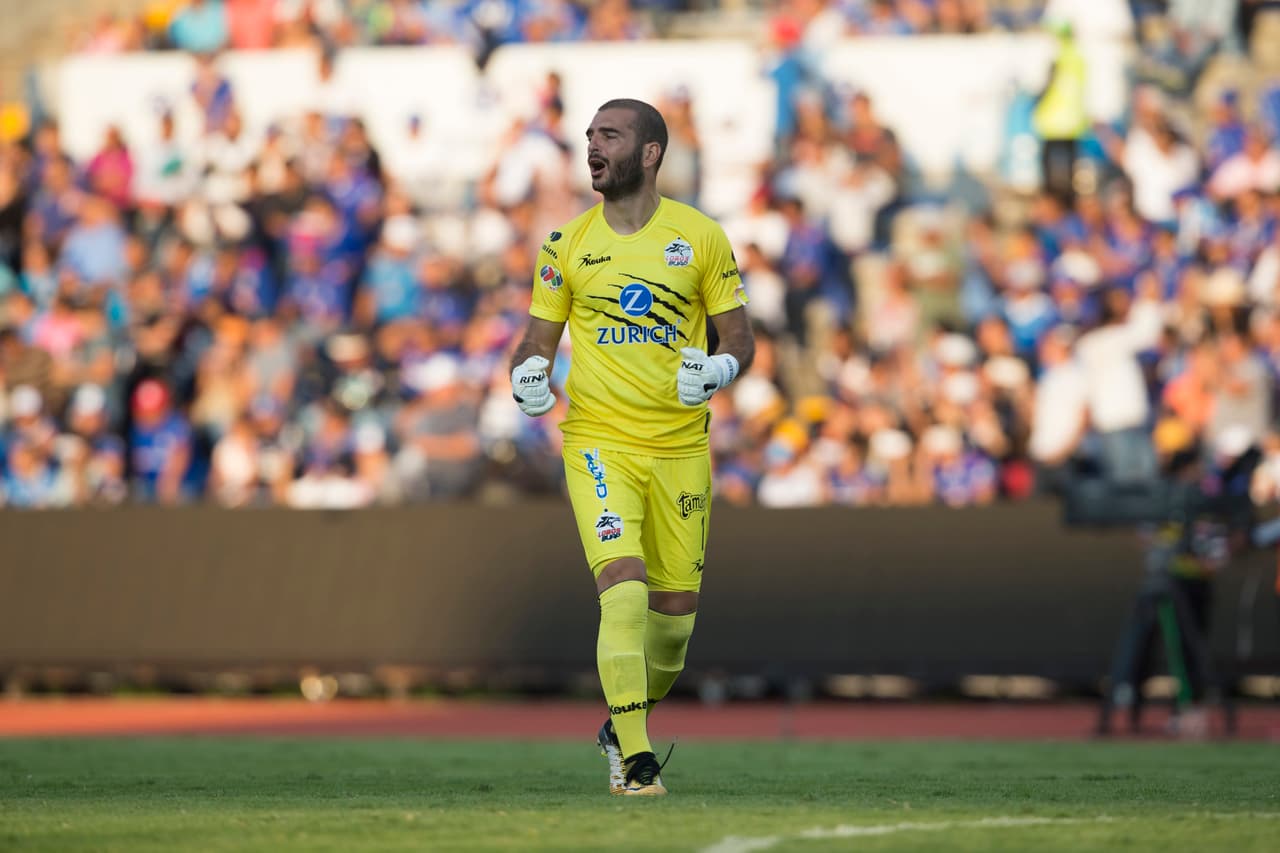 Action photo during the match Lobos BUAP vs Cruz Azul, Corresponding 14st Round of Tournament of League BBVA Bancomer MX at Olympic Universitary of BUAP Stadium. Foto de accion durante el partido Lobos BUAP vs Cruz Azul, Correspondiente a la Jornada 14 del Torneo Apertura 2017 de la Liga BBVA Bancomer MX, en el Estadio Olimpico Universitario de la BUAP, en la foto: Lucero Alvarez 21/10/2017/MEXSPORT/Isabel