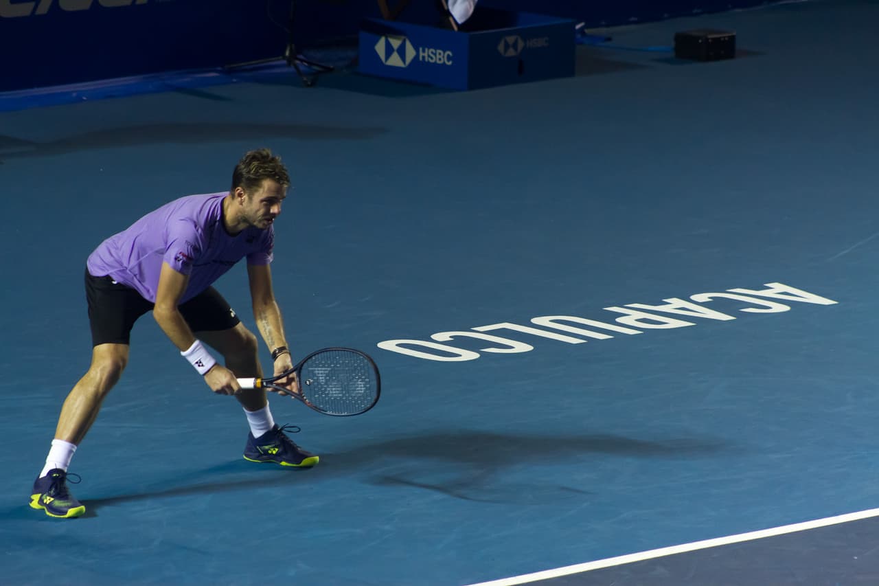 Esto invariablemente complicó al otrora campeón olímpico, poniéndolo contra la pared en el desenlace del tercer parcial.