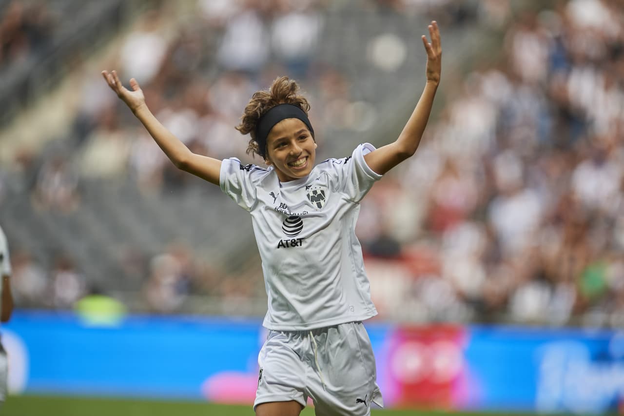 Walter Erviti vio cómo su hijo fue parte de esa fiesta encendida entre los fanáticos.