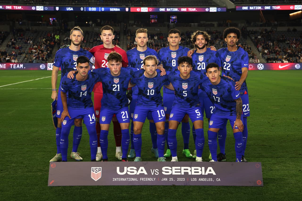Brandon Vázquez anotó el 1-0, pero Luka Ilic y Veljko Simić rescaraton la victoria 1-2 de Serbia ante Estados Unidos en partido amistoso en el BMO Stadium.