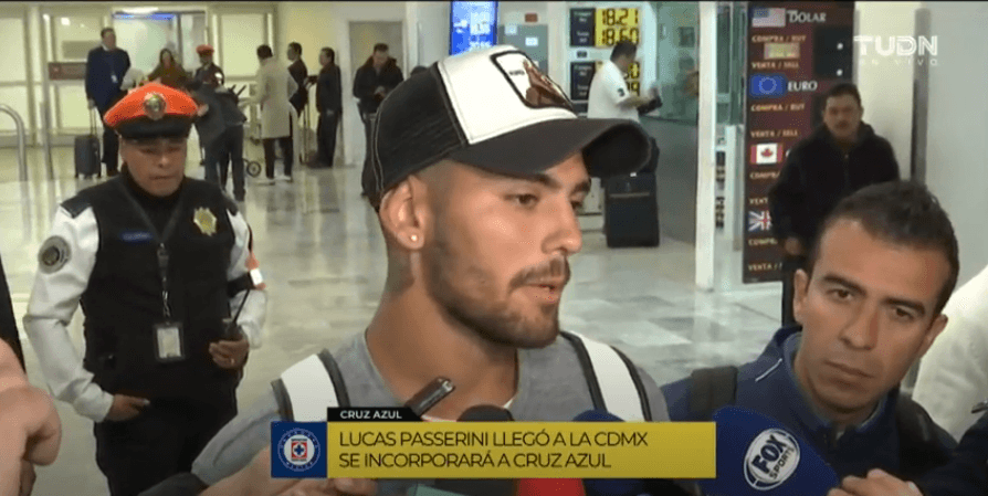 Lucas Passerini llegó a la CDMX para firmar con Cruz Azul
