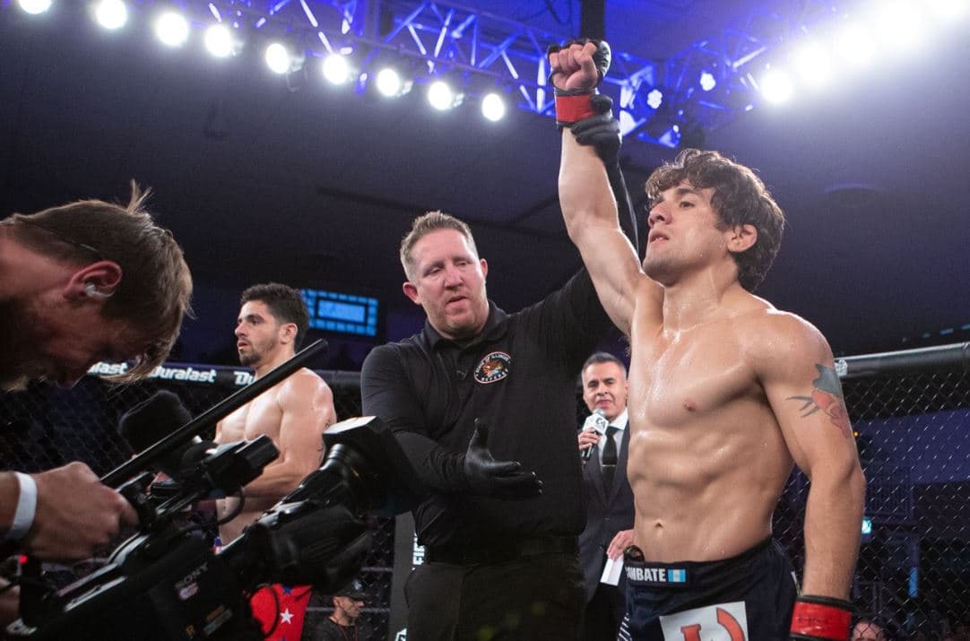Combate Americas llegó por primera vez a Chicago con cuatro combates explosivos