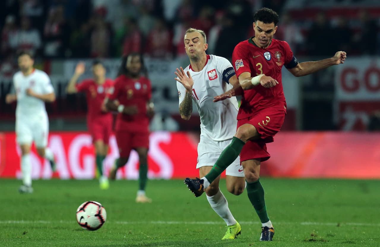 Portugal se defendió con todo pero la expulsión de Danilo Pereira al minuto 18 del segundo tiempo los golpeó.