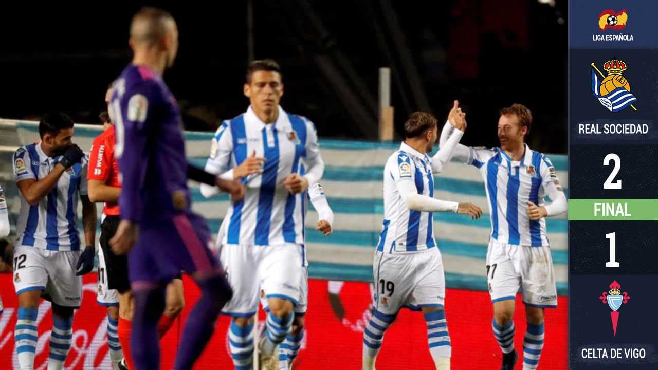 Héctor Moreno se enfrentó a Néstor Araujo.