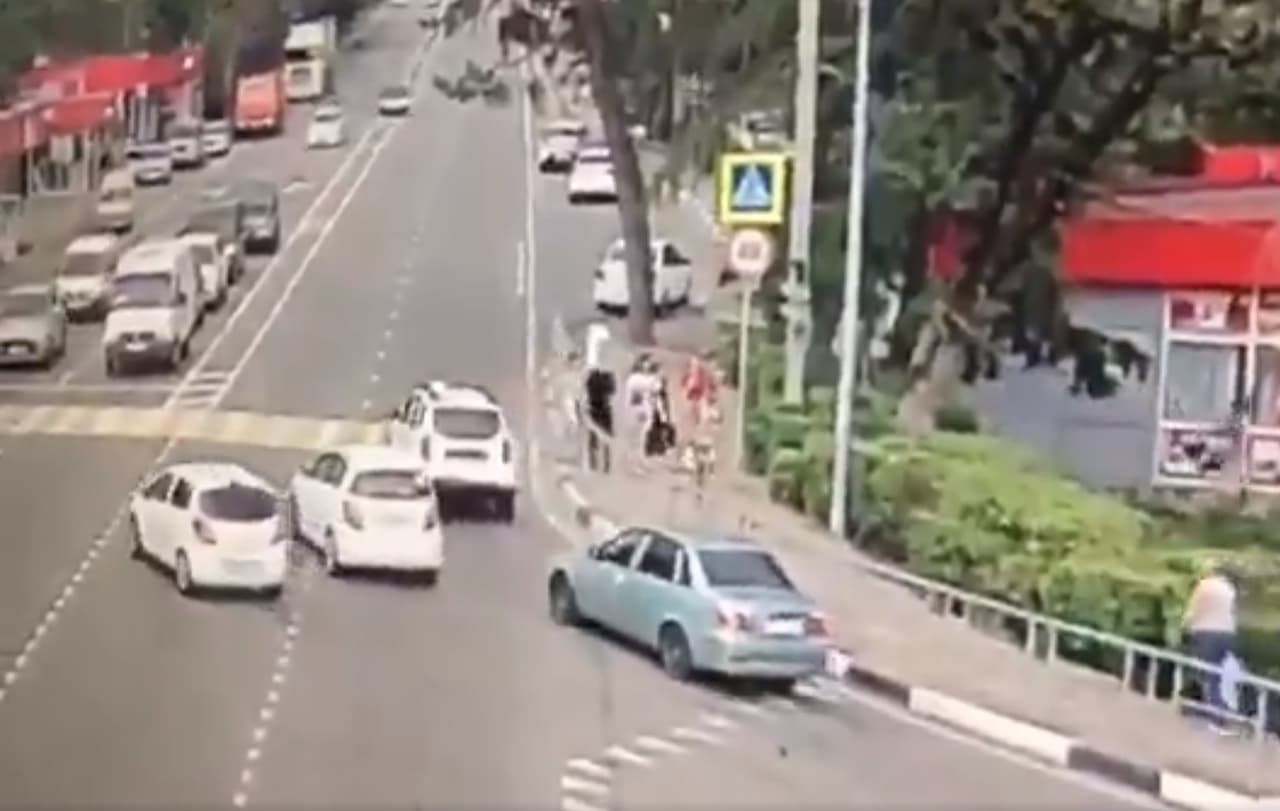 Atropellan a seis personas en otra sede mundialista, una muere