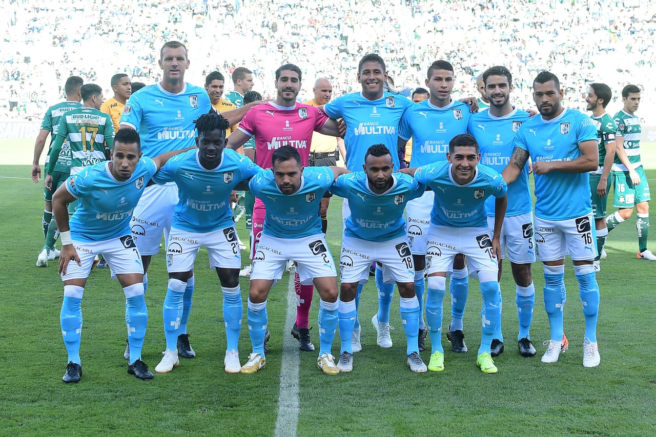 Víctor Manuel Vucetich dispuso estos titulares en los Gallos Blancos.