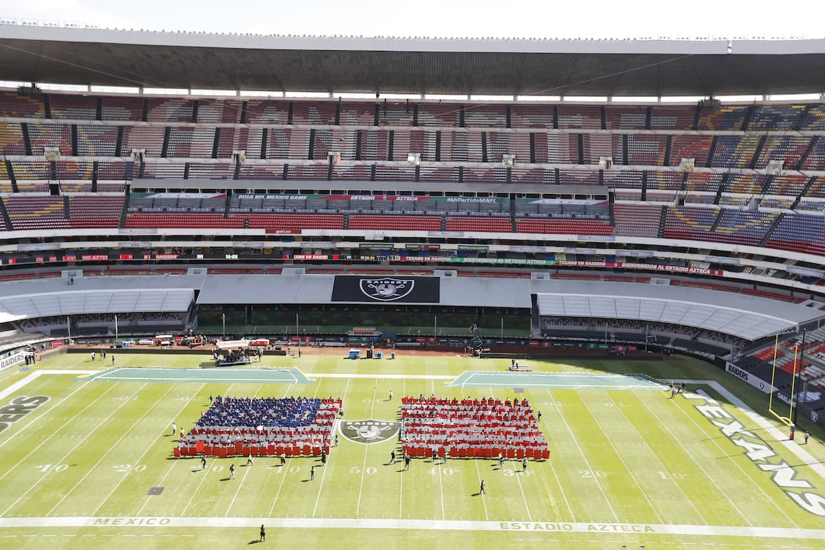Ya se alistan los últimos detalles para recibir a Houston y Oakland para el histórico partido de este lunes en la Ciudad de México.