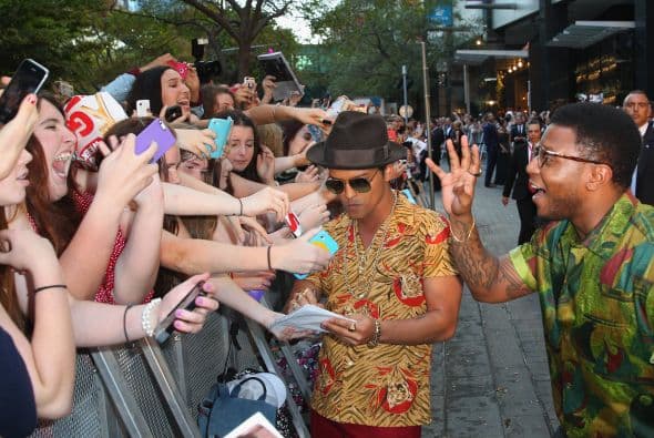 Una probadita de lo que podemos ver en el medio tiempo del Super Bowl XLVIII con Bruno Mars.