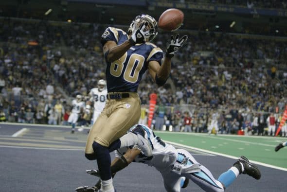 7.- Isaac Bruce (1994-2007 Rams, 2008-09 49ers).- 1,024 recepciones.