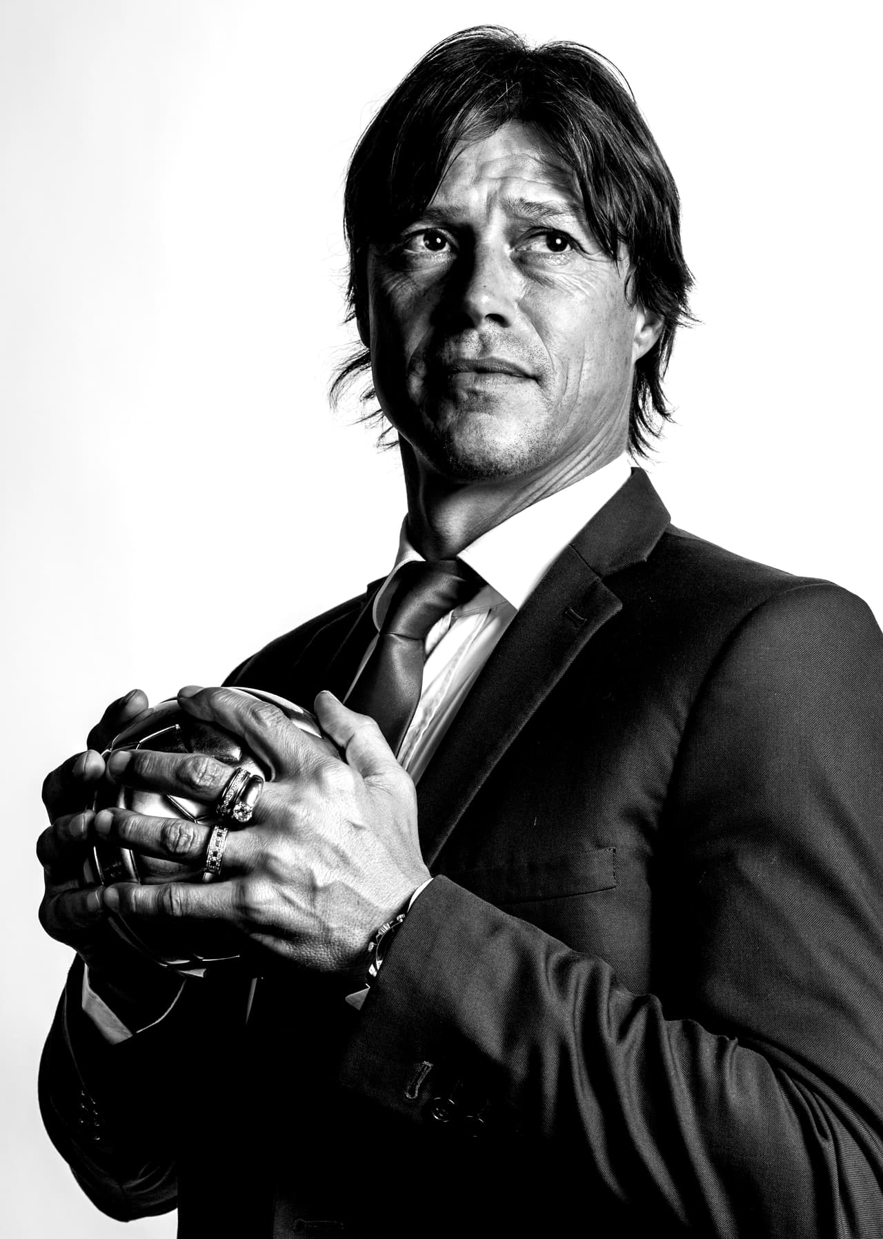 Como era de esperarse, Matías Almeyda, timonel de las Chivas, se llevó el reconocimiento al Mejor DT del año.