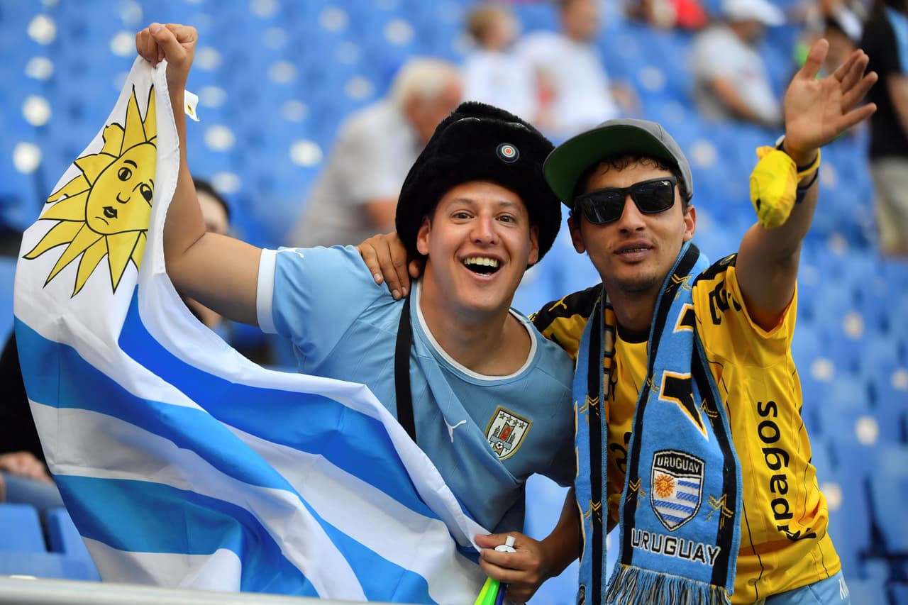 El colorido de los fanáticos en el partido de Uruguay contra Arabia Saudita fue protagonista en el segundo partido de ambos en el grupo A del Mundial de Rusia 2018.