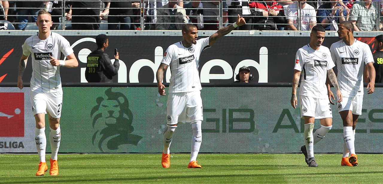 Por ahora, Eintracht Frankfurt celebró un triunfo 3-0 contra Hamburgo que en la fecha 33 de la Bundesliga ratifica su buena campañ, la que esperan terminar con fiesta europea.