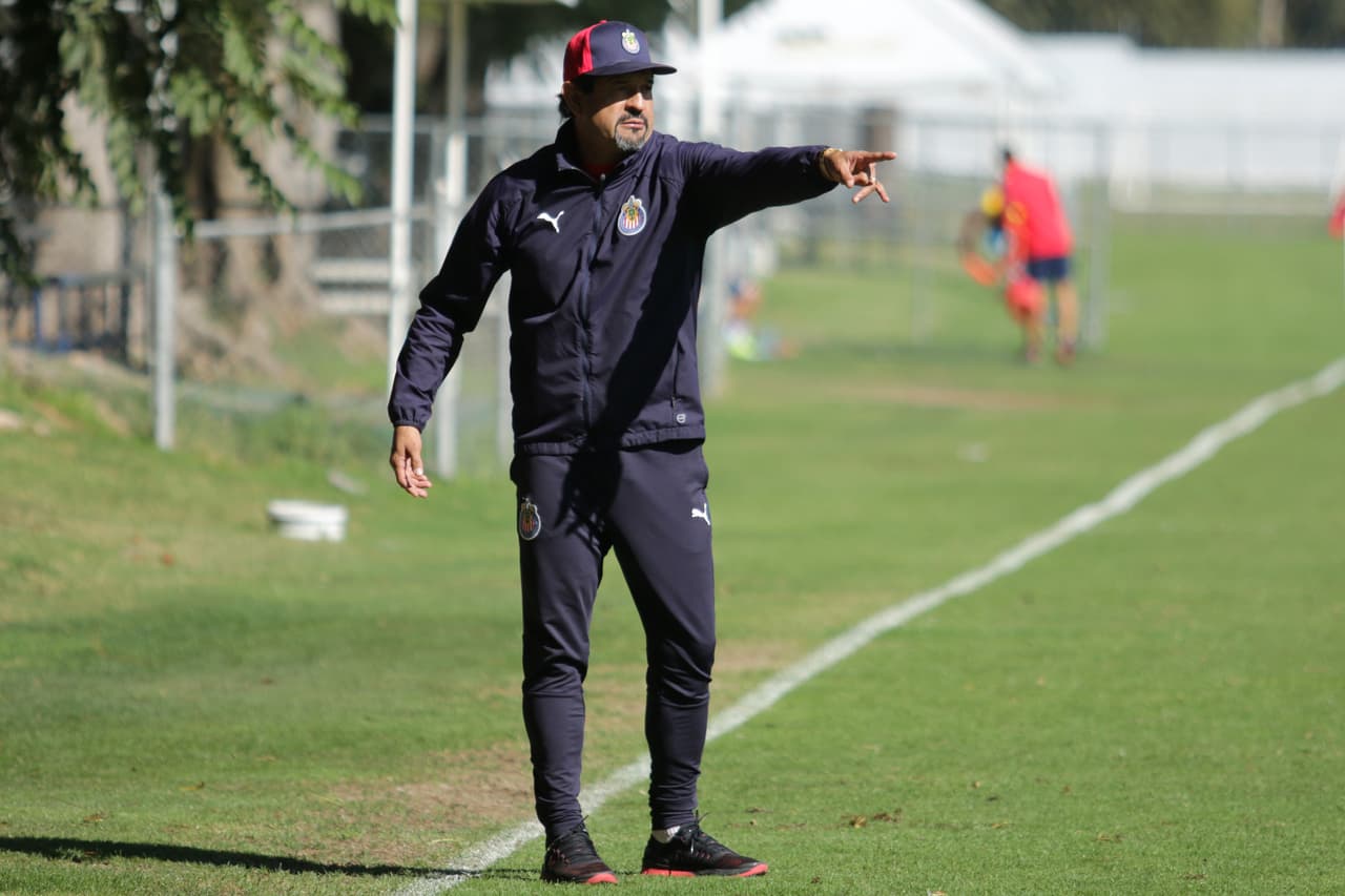 Exigencia, intensidad pero ante todo optimismo y unidad abundan en el entrenamiento de Chivas de Guadalajara en Chivas Verde Valle con miras a la Jornada 4 del Clausura 2019 de la Liga MX.