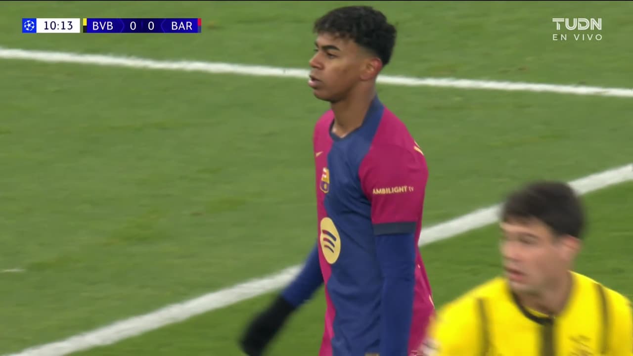 La magia de Lamine Yamal en el primer tiempo contra BVB