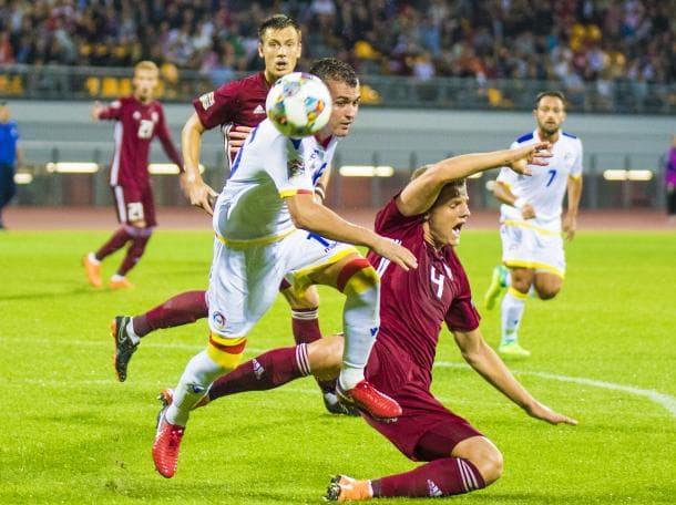 En Andorra La Vieja, la selección andorrana empató 1-1 con Kazajistán. Por los kazajos se adelantó Yuri Logvinenko a los 68 minutos y el empate vino a los 86' por Jordi Aláez para los locales.