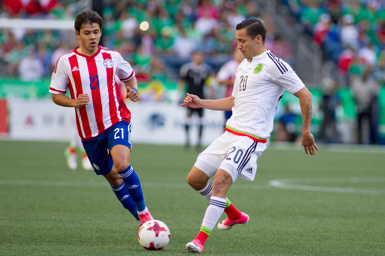 El domino del Tri continuó en los siguientes minutos.