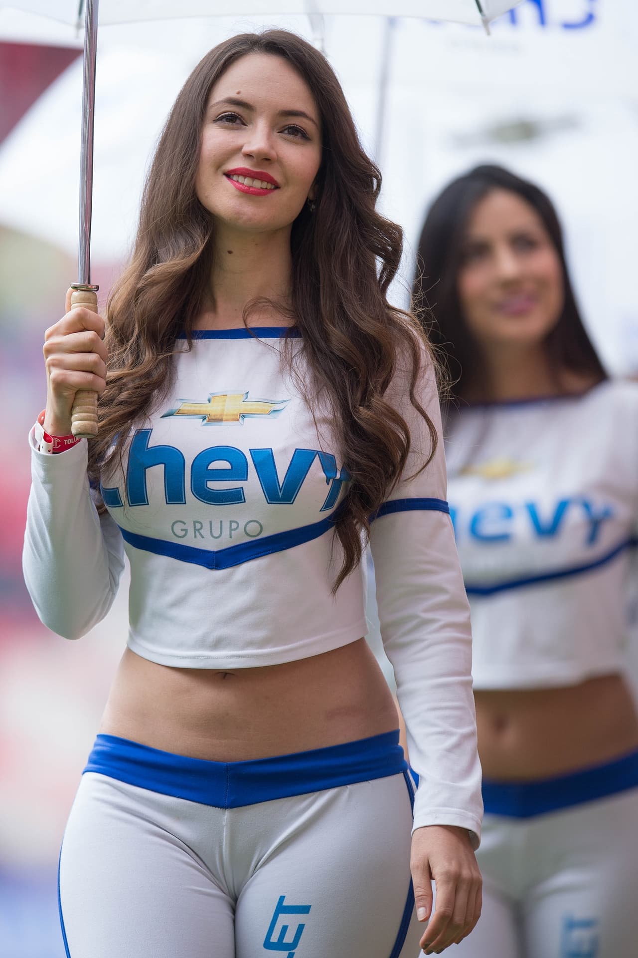 La belleza de las animadoras le dieron con su sensualidad el color a la jornada dominical en la definición de los últimos dos semifinalistas en la Liguilla del Clausira 2018.