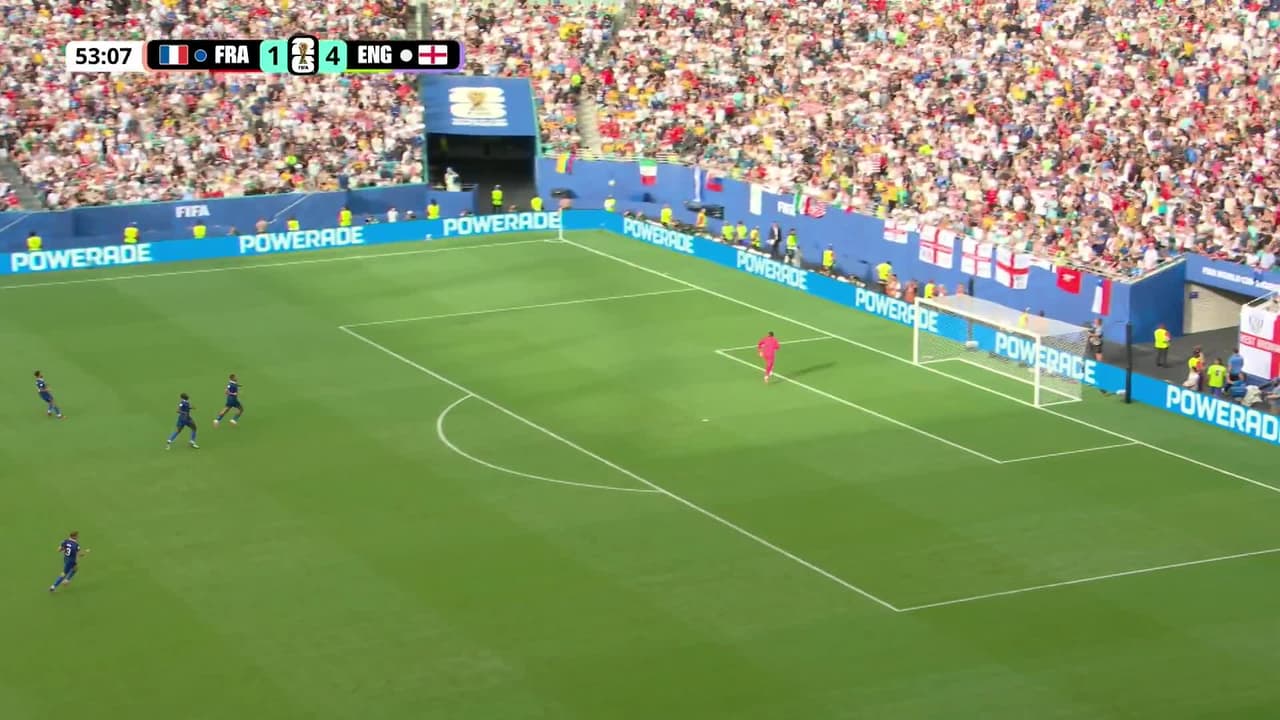 ¡GOL!  anota para Francia. Bradley Barcola