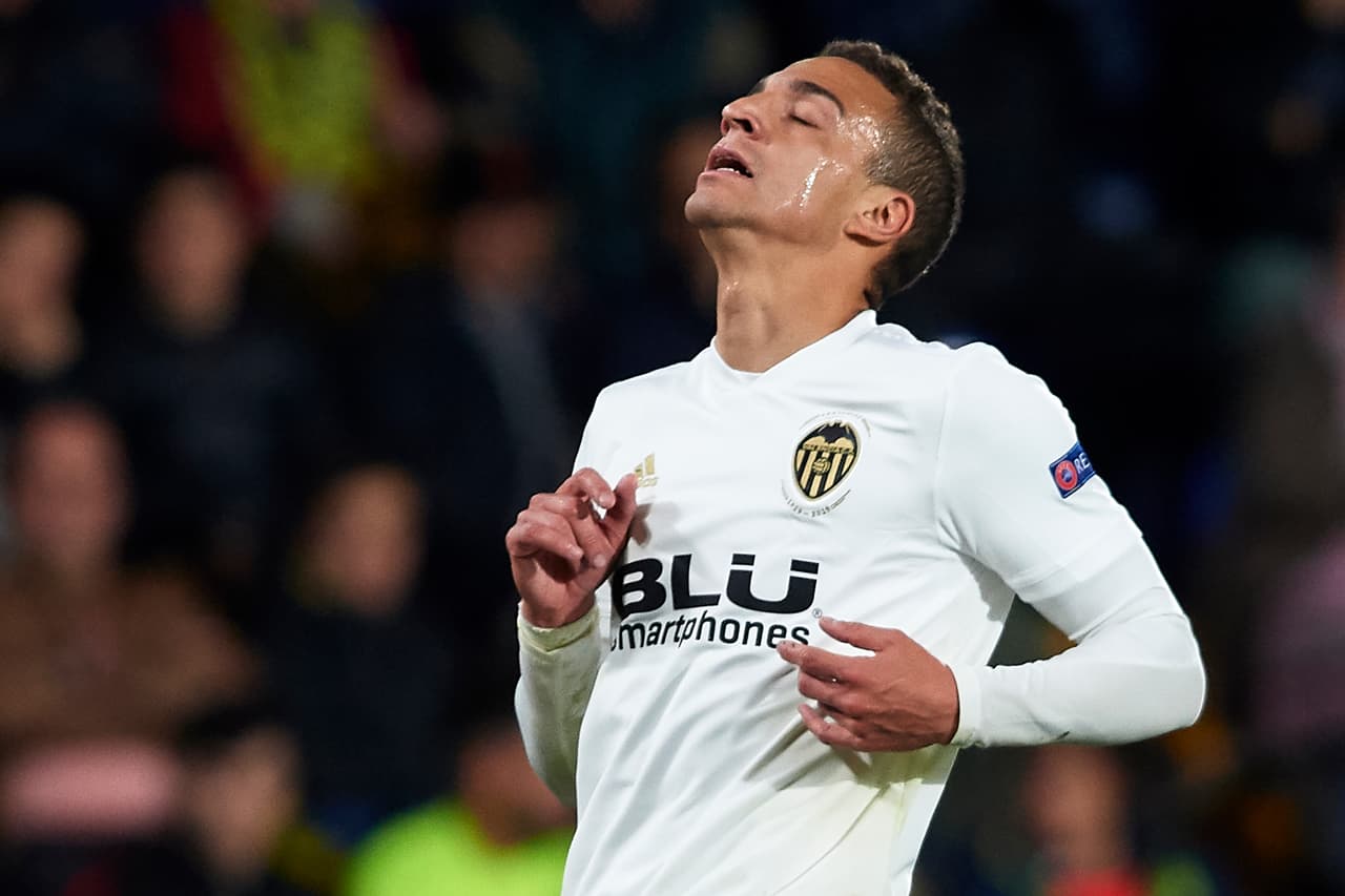 Rodrigo Moreno interesa al Atlético; el presidente del Valencia anunció que no saldrá pero tiene una cláusula asequible: 60 millones de euros.