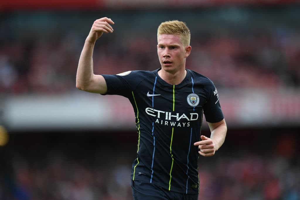 <b>Volantes:</b> Kevin de Bruyne es el volante con valoración de 90.