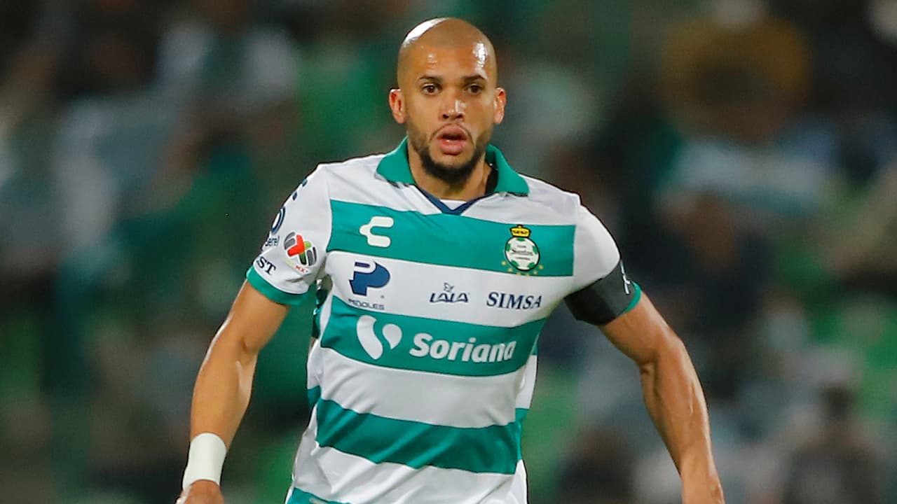 Matheus Doria recibe último documento para ser naturalizado mexicano