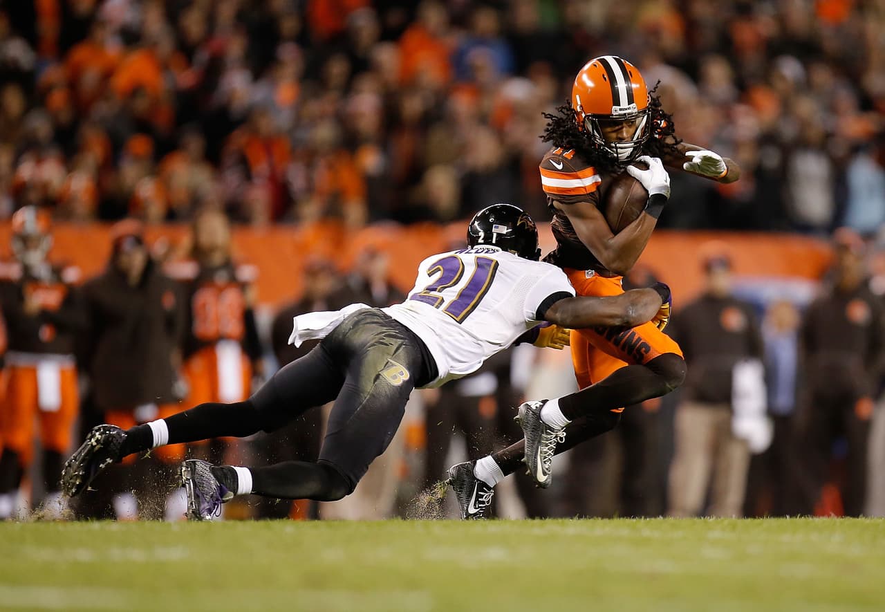 Dramático duelo se vivió en Cleveland donde los Ravens sacaron el partido 33-27 a los Browns. Checa las mejores tomas de este duelo de Lunes por la Noche.