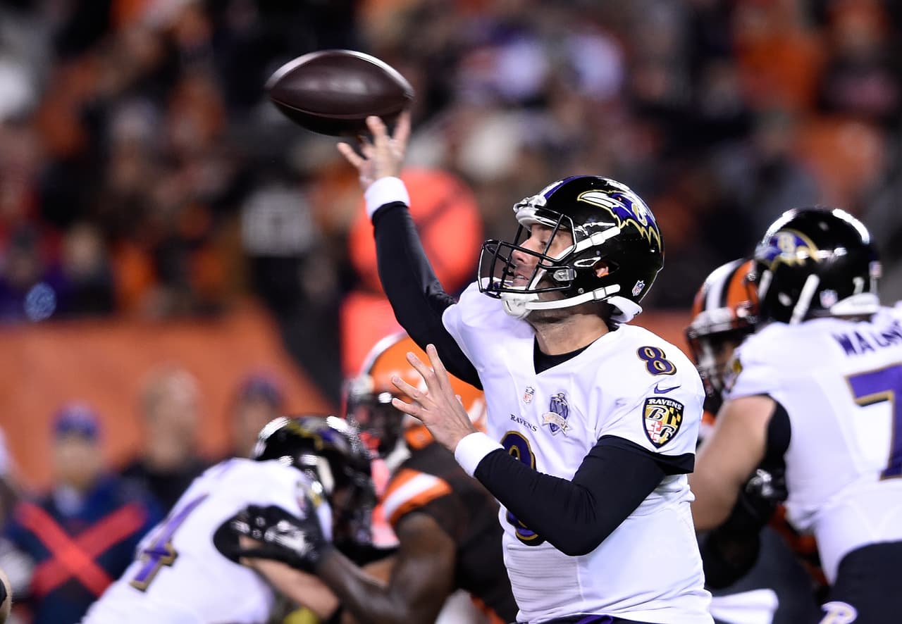 Dramático duelo se vivió en Cleveland donde los Ravens sacaron el partido 33-27 a los Browns. Checa las mejores tomas de este duelo de Lunes por la Noche.